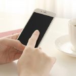 好きな人を忘れる場合、LINEなどの「連絡」はどうする?連絡を取りながら忘れることはできる?